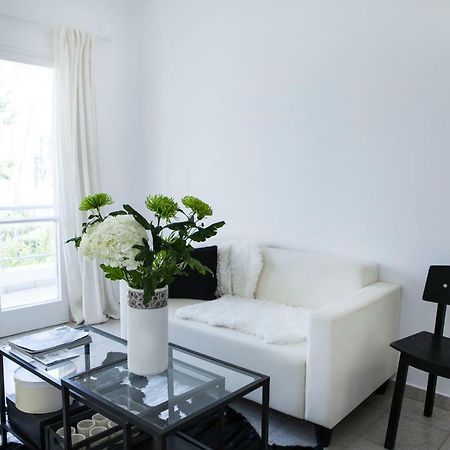 Best Located Executive Apartment In Maroussi. Aten Exteriör bild