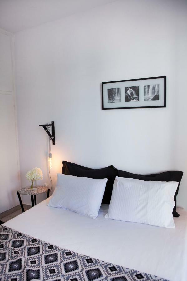 Best Located Executive Apartment In Maroussi. Aten Exteriör bild