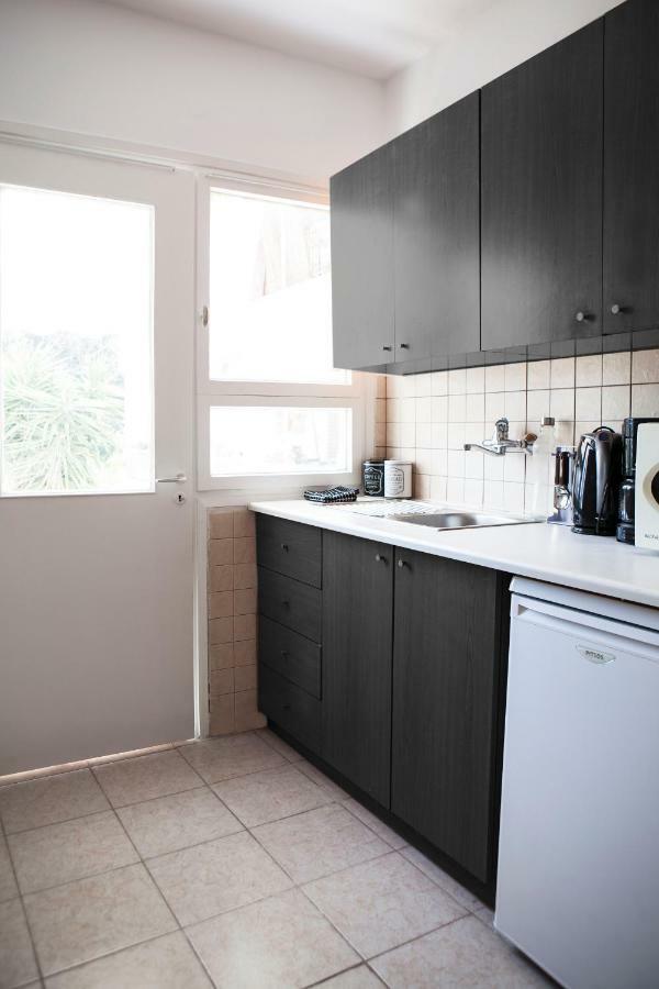 Best Located Executive Apartment In Maroussi. Aten Exteriör bild