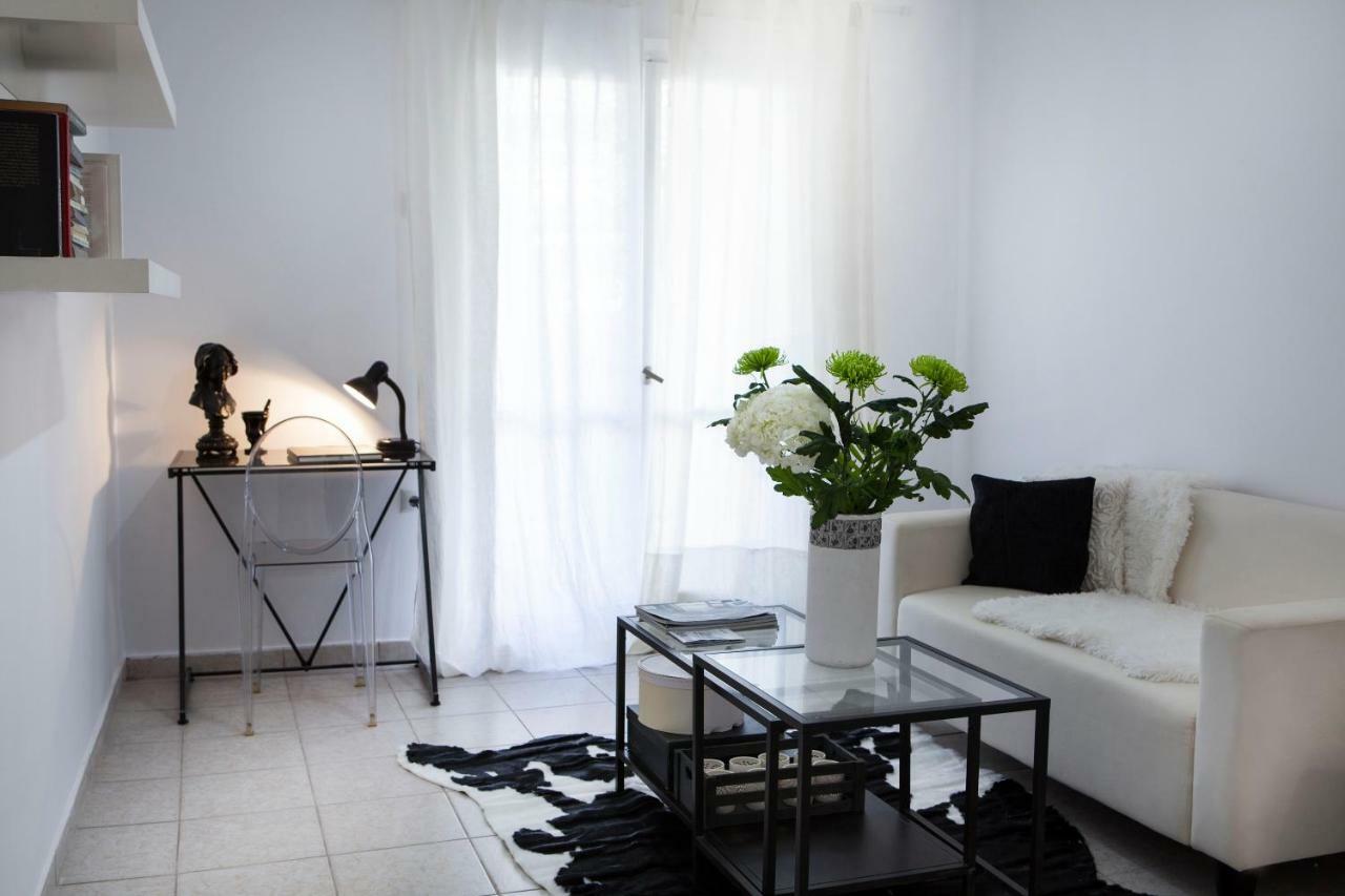 Best Located Executive Apartment In Maroussi. Aten Exteriör bild